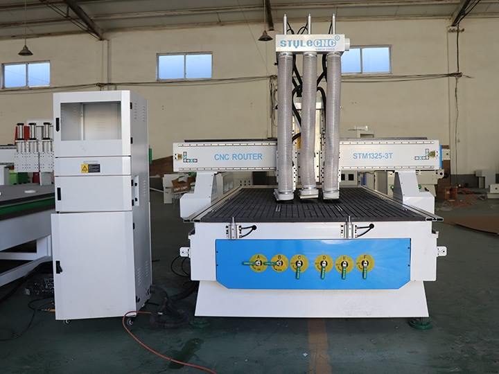 三軸數控木工銑切機出售 三軸數控木工銑切機出售