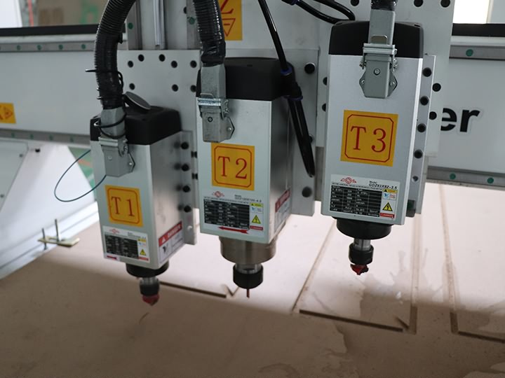 三軸數控木工銑切機出售 三軸數控木工銑切機出售