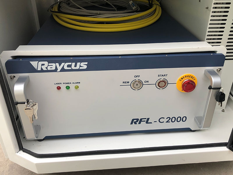 數(shù)控光纖激光鈑金切割機(jī)出售