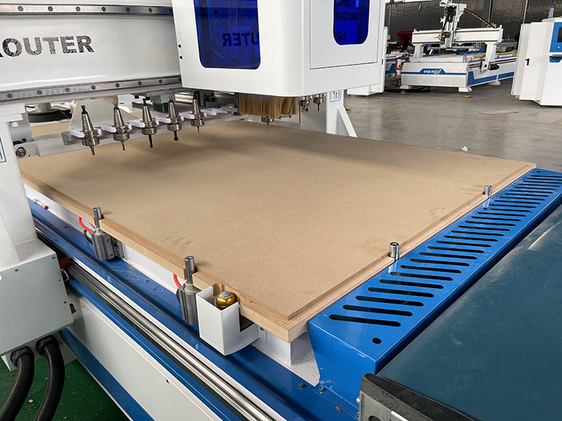 數控機床自動上下料系統 數控機床自動上下料系統