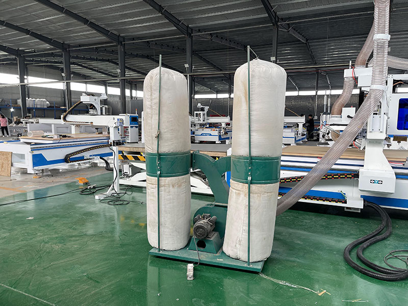 自動套料板式家具數控開料機 自動套料板式家具數控開料機