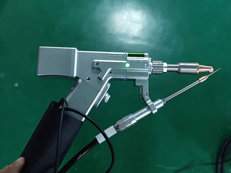 三合一手持式激光焊接、清洗、切割機 三合一手持式激光焊接、清洗、切割機