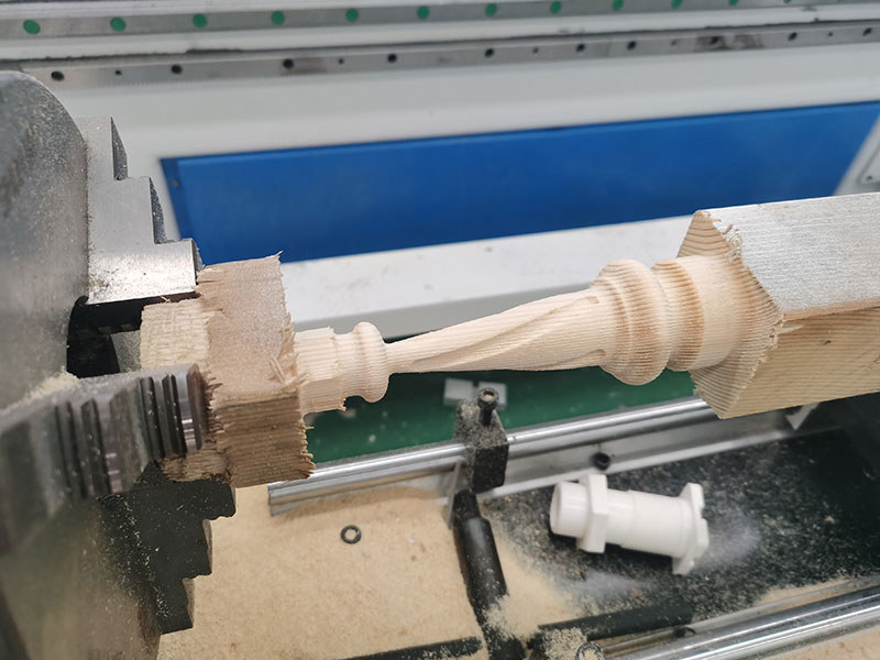 鼓式自動換刀裝置數(shù)控銑床項目