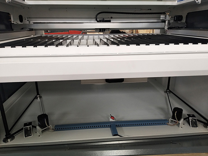 CO2 激光切割機詳細信息