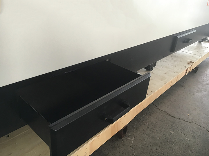 不銹鋼激光切割機配1500w光纖激光器