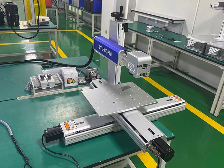 2025帶 XY 移動工作臺的最佳預算光纖激光雕刻機