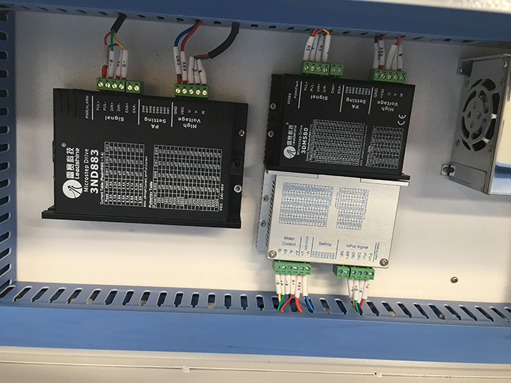 多功能 4x8 激光雕刻切割機 多功能電機及驅動器 4x8 激光雕刻切割機