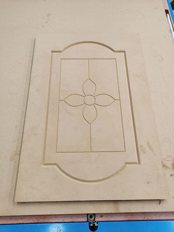 自動換刀數(shù)控銑床，適用于木門項目