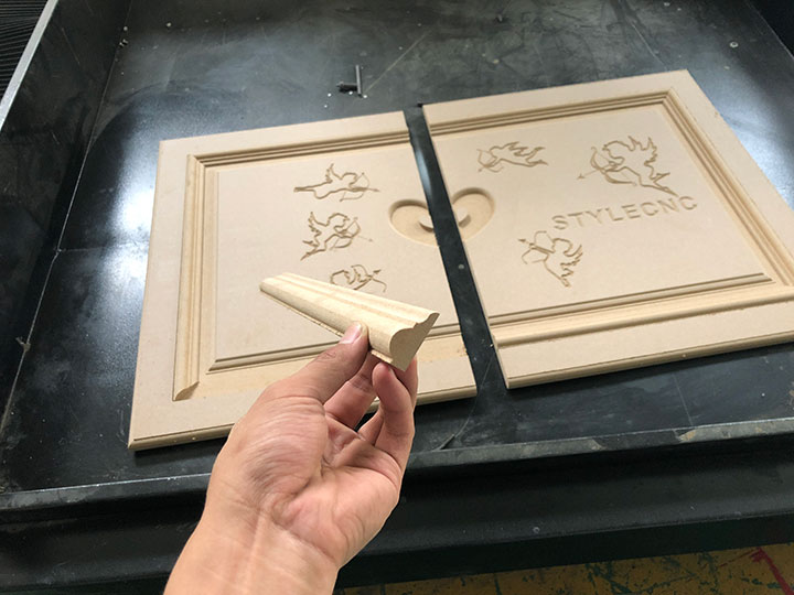 旋轉式自動換刀數控加工中心用于櫥柜門制造項目 旋轉式自動換刀數控加工中心用于櫥柜門制造項目