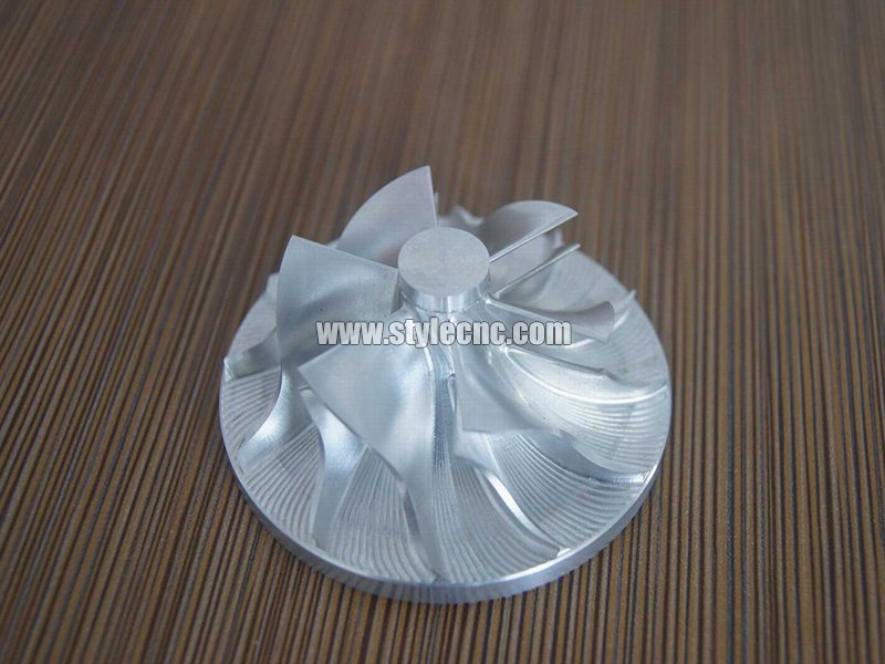 小型五軸數控葉輪加工機