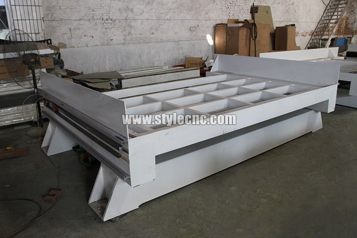 四通數控加工中心重型機身 四通數控加工中心重型機身