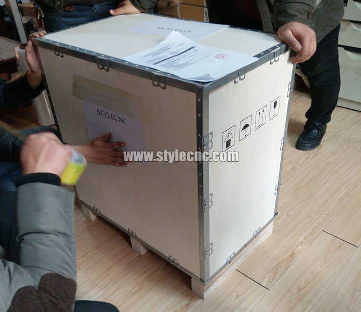 膠合板包裝 20W MOPA光纖激光打標機