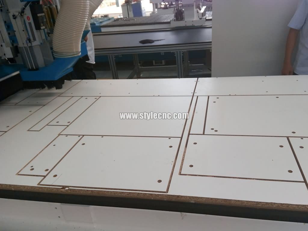 全智能數(shù)控銑床自動排料、開槽、切割、鉆孔、開槽 全智能數(shù)控銑床自動排料、開槽、切割、鉆孔、開槽