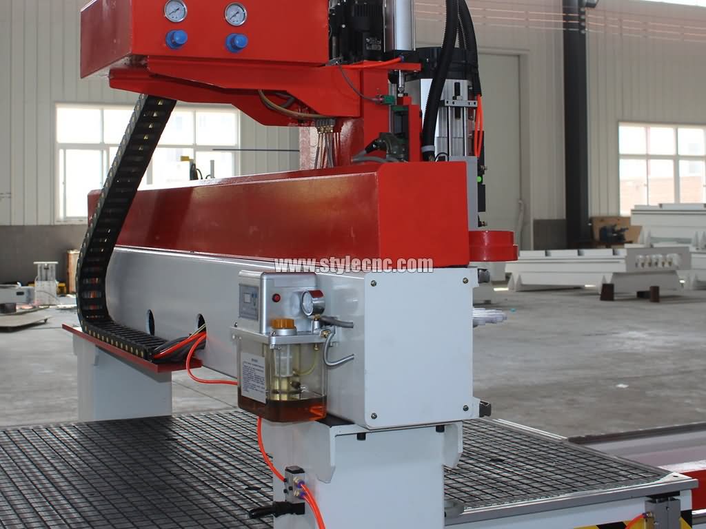 自動注油系統 自動注油系統