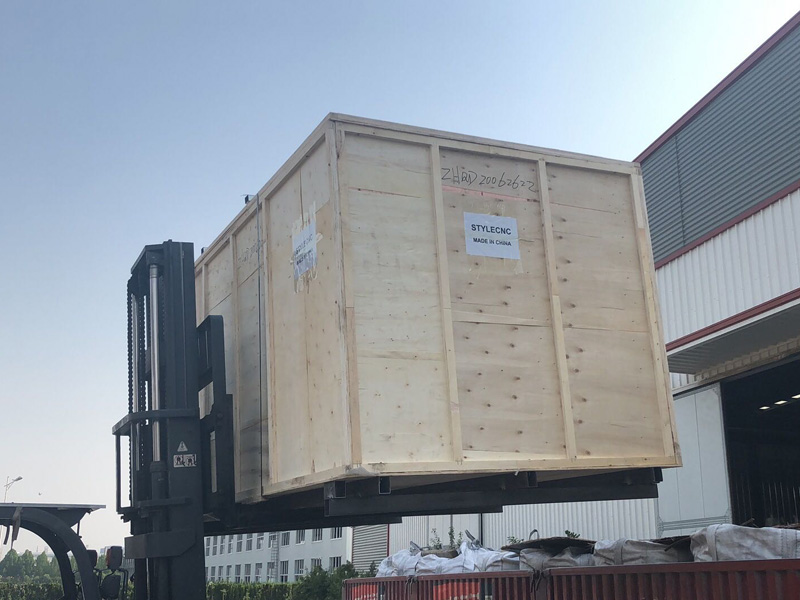 數控等離子切割工作臺包裝及發貨