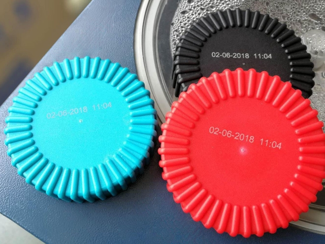 用于塑料雕刻的紫外激光打標(biāo)機 用于塑料雕刻的紫外激光打標(biāo)機