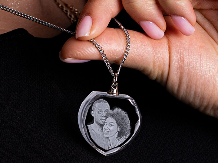 激光雕刻個性化項鏈心形禮物