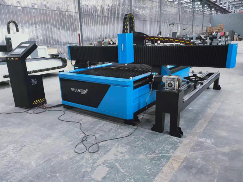 實惠價格 4x8數(shù)控等離子切割工作臺在南非 實惠價格 4x8數(shù)控等離子切割工作臺在南非