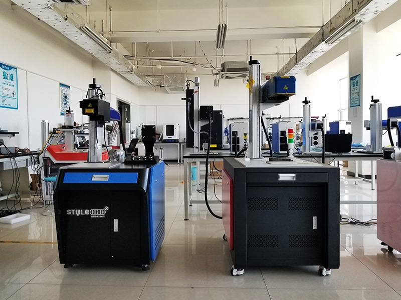 3D光纖激光雕刻機 3D光纖激光雕刻機