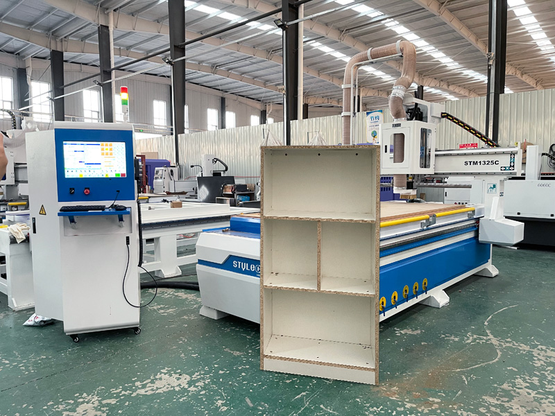 4x8用于櫥柜制作的數控木工雕刻機 4x8用于櫥柜制作的數控木工雕刻機
