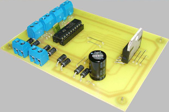步進(jìn)電機(jī)驅(qū)動(dòng)器控制板 步進(jìn)電機(jī)驅(qū)動(dòng)器控制板