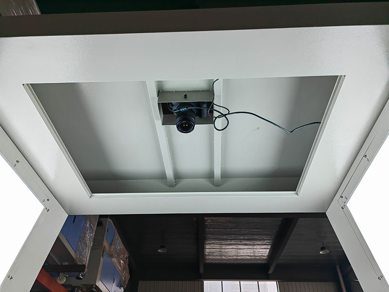 用于熱升華印花運動服的織物激光切割機