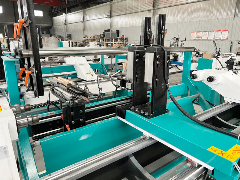 雙主軸數控臺球桿木工車床