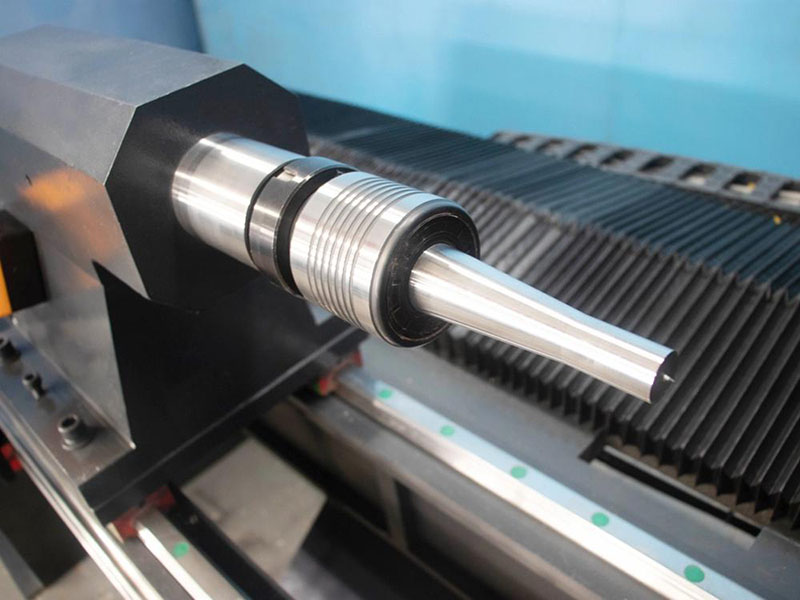 穩定的車床中心