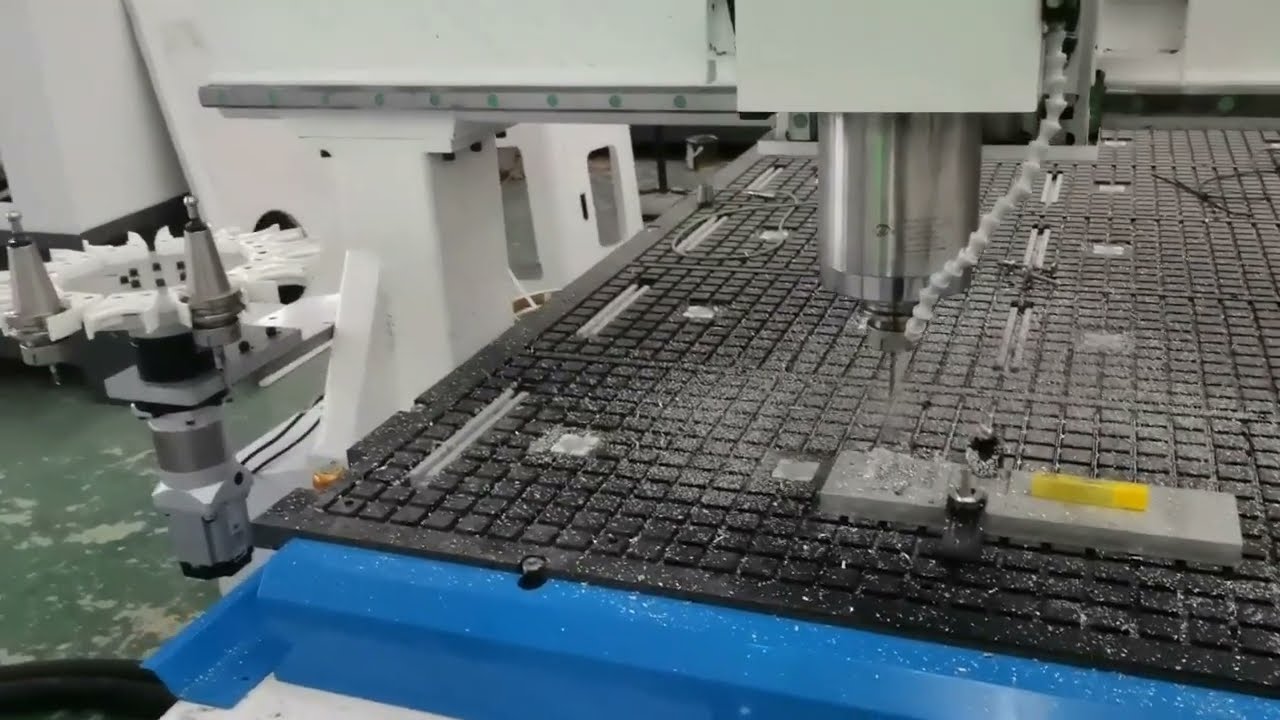 重型 4x8數(shù)控鋁材銑床(帶攻絲頭) 重型 4x8數(shù)控鋁材銑床(帶攻絲頭)